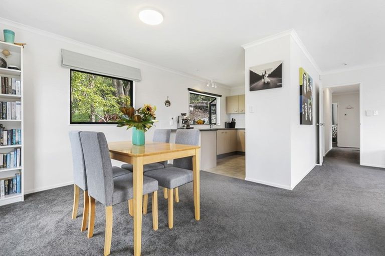 Photo of property in 2/13 Noeleen Street, Glenfield, Auckland, 0629