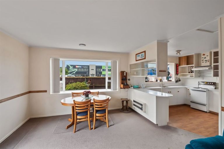 Photo of property in 1/277 Main South Road, Hornby, Christchurch, 8042