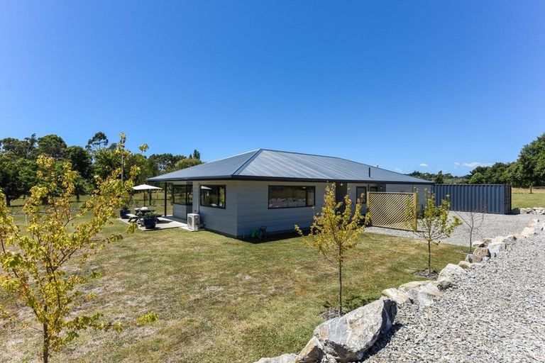 Photo of property in 11 Horton Road, Tasman, Upper Moutere, 7173
