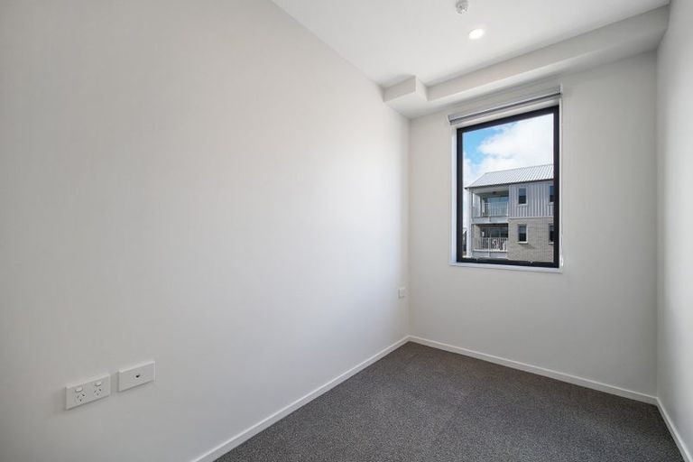 Photo of property in 101/28c Eileen Newey Place, Henderson, Auckland, 0612