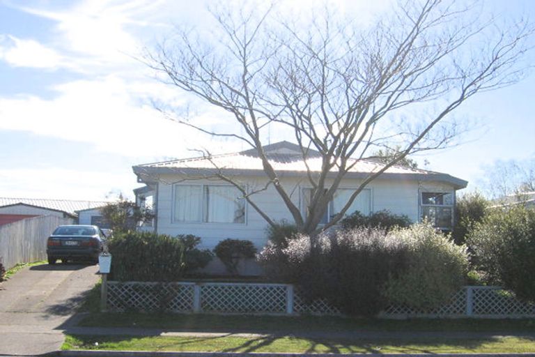 Photo of property in 38 Crawshaw Drive, Nawton, Hamilton, 3200