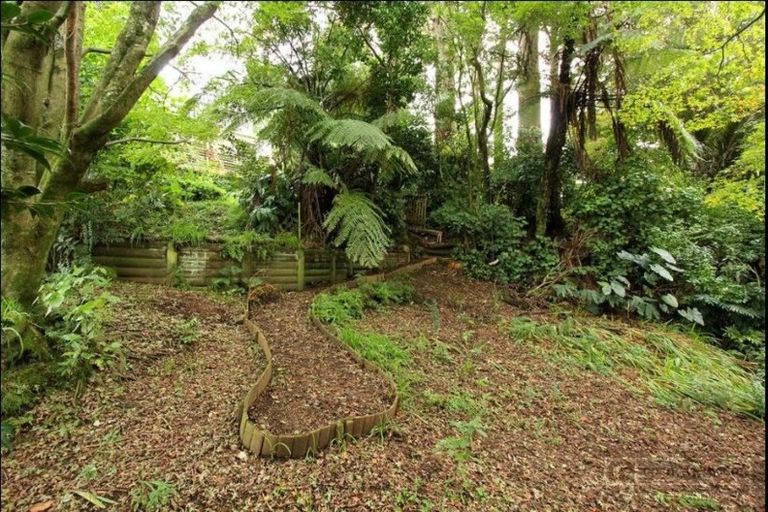 Photo of property in 327 Tukapa Street, Hurdon, New Plymouth, 4310