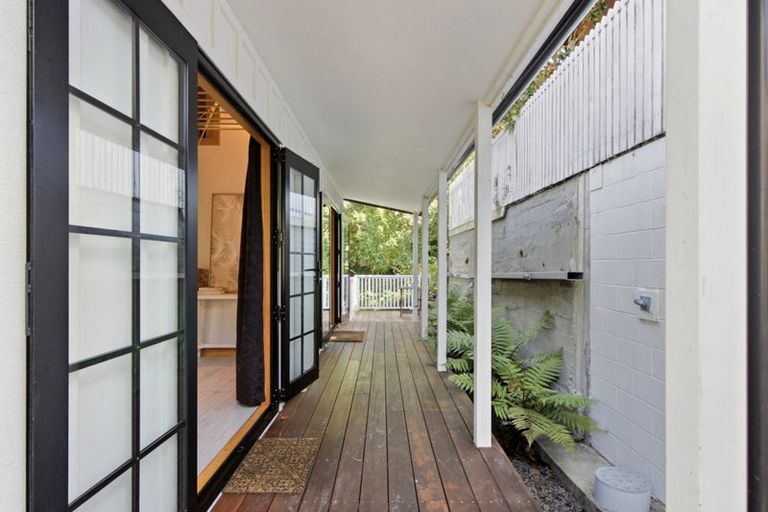 Photo of property in 69 Oxford Street, Lyttelton, 8082