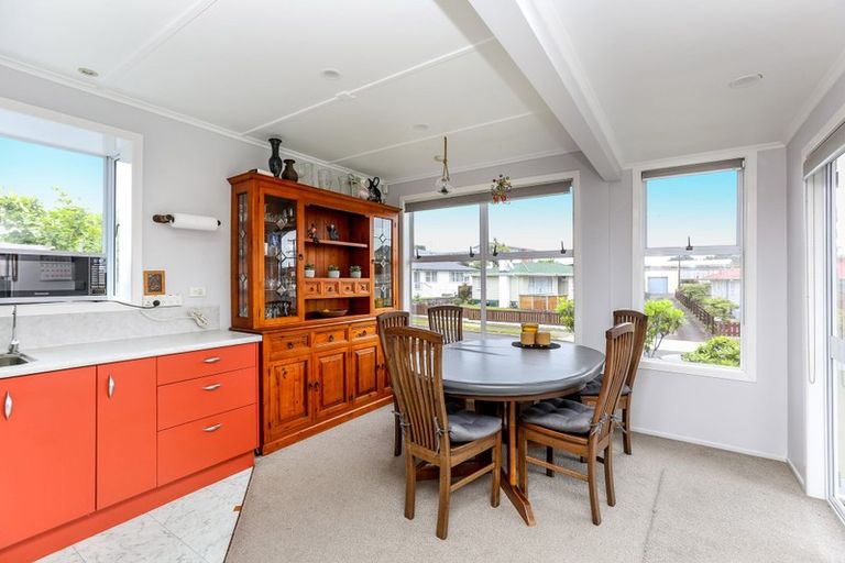 Photo of property in 9 Belair Avenue, Blagdon, New Plymouth, 4310