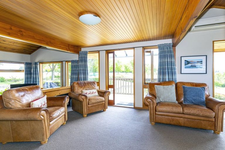 Photo of property in 311 Pleasant Point Highway, Levels, Timaru, 7975