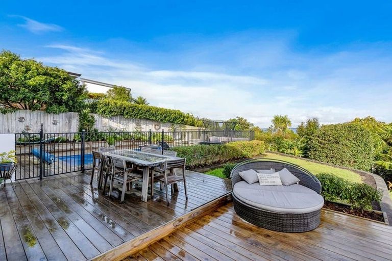 Photo of property in 8 Hillcrest Road, Hatfields Beach, Orewa, 0931