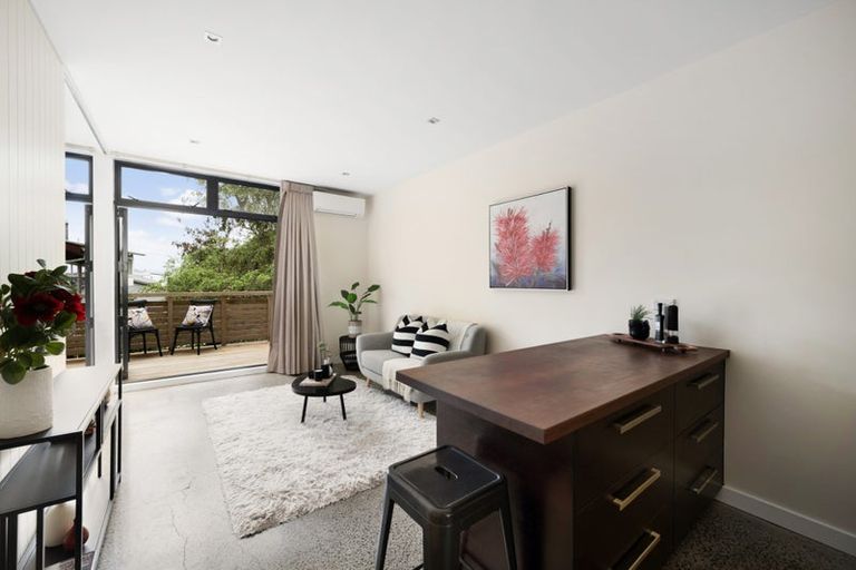 Photo of property in 7/59 Mortimer Terrace, Brooklyn, Wellington, 6021