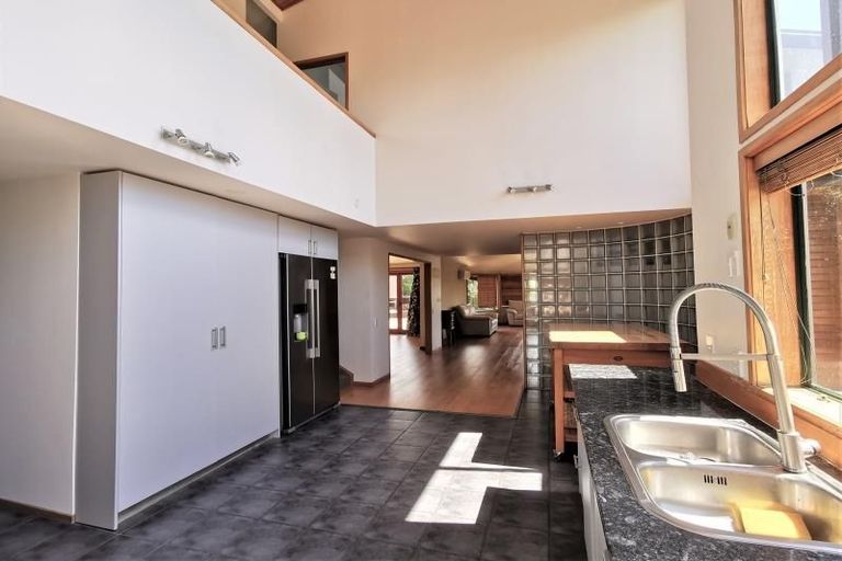 Photo of property in 3 Kimberly Grove, Greenhithe, Auckland, 0632