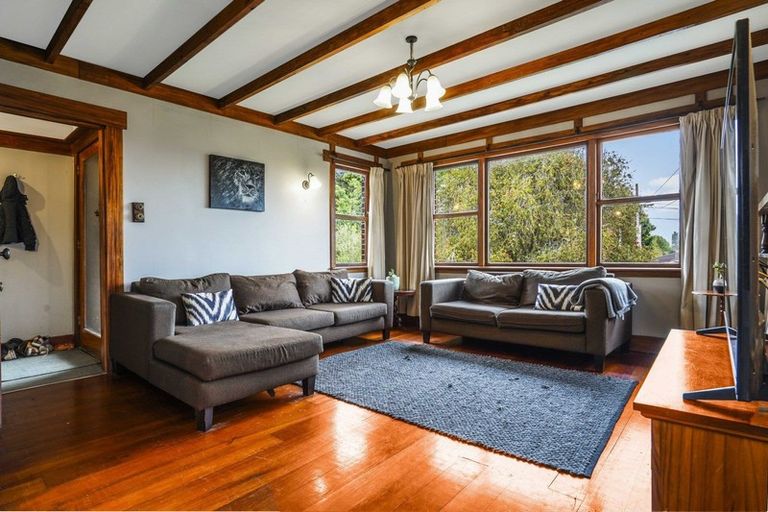 Photo of property in 19 Macdonald Road, Glenview, Hamilton, 3206