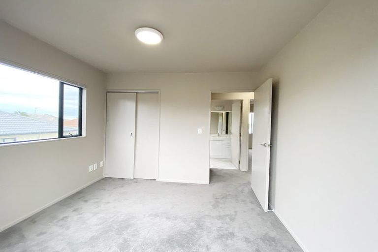 Photo of property in 5/548 Chapel Road, East Tamaki, Auckland, 2016