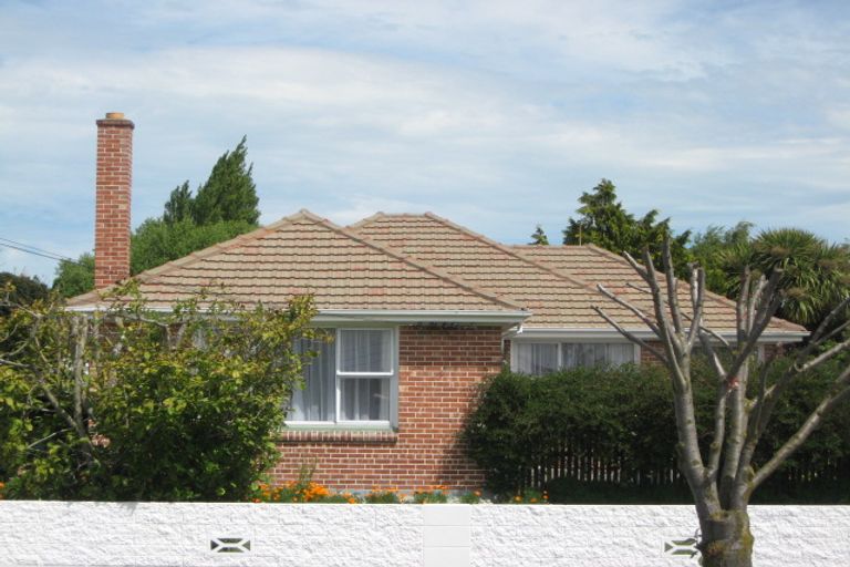 Photo of property in 82 Daniels Road, Redwood, Christchurch, 8051