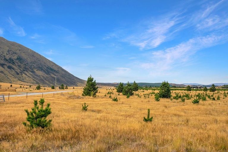 Photo of property in 909 Manuka Terrace, Ben Ohau, Twizel, 7999