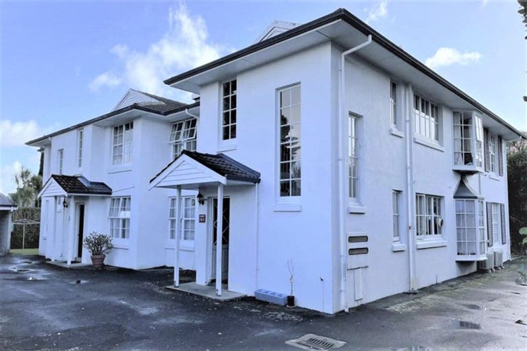 Photo of property in 2/575a Mount Eden Road, Mount Eden, Auckland, 1024