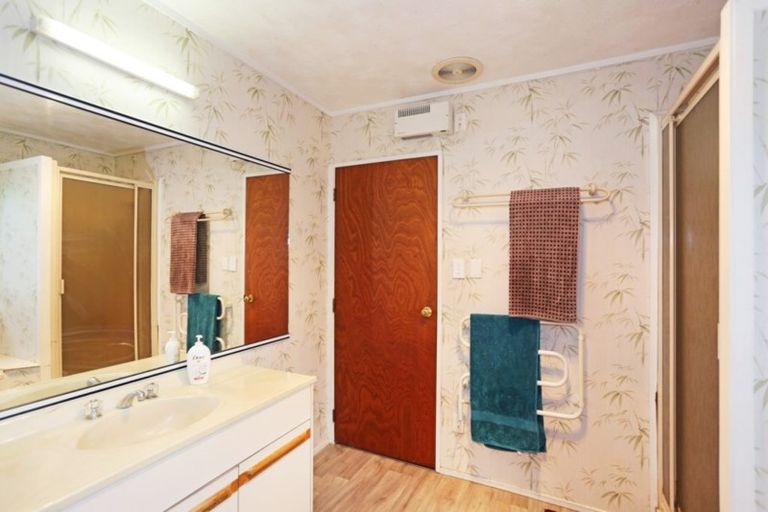 Photo of property in 9 Green Lane, Pukekohe, 2120