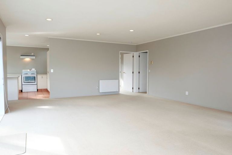 Photo of property in 17a Beachwater Grove, Paraparaumu Beach, Paraparaumu, 5032