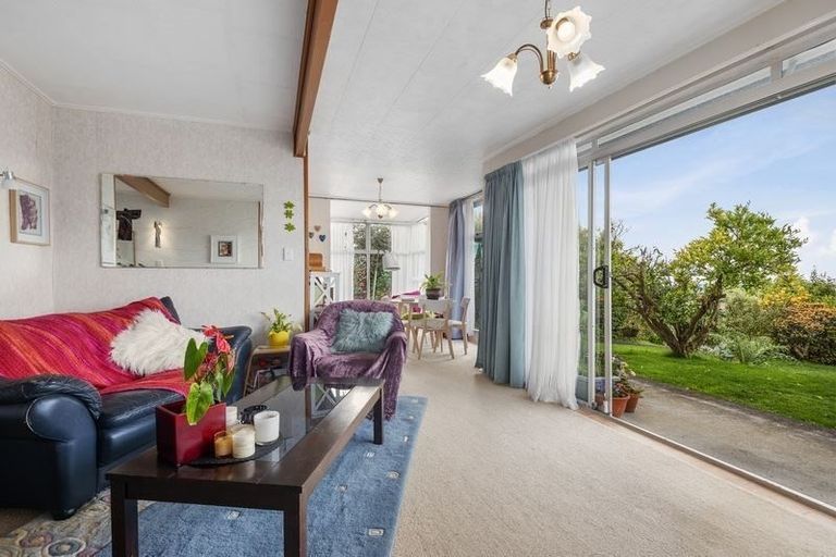 Photo of property in 2/30 Summit Drive, Torbay, Auckland, 0630