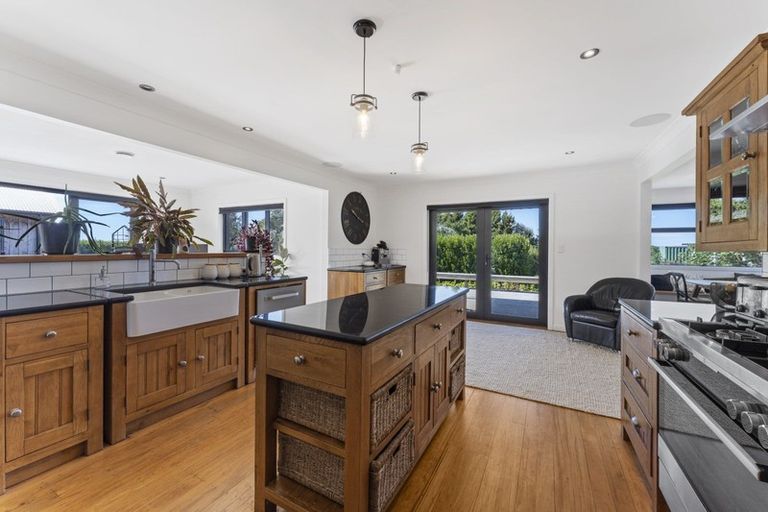 Photo of property in 294 Inland Road North, Tikorangi, Waitara, 4383