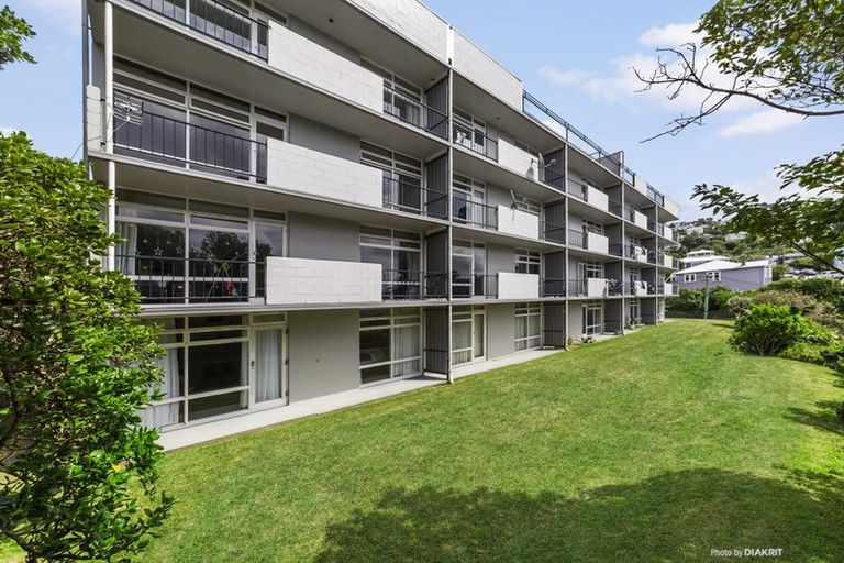 Photo of property in Manston Apartments, 2b/145 Ohiro Road, Brooklyn, Wellington, 6021