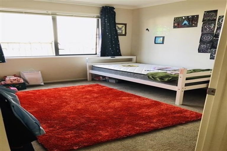 Photo of property in 5 Lagoon View, Gulf Harbour, Whangaparaoa, 0930