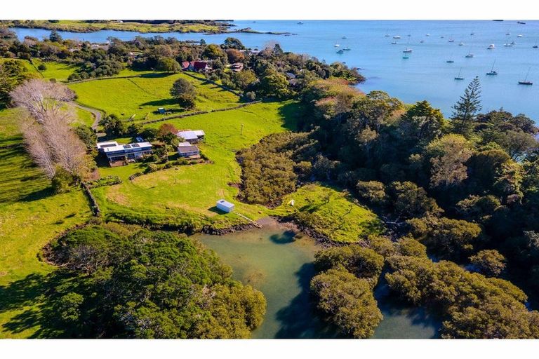 Photo of property in 946 Kerikeri Inlet Road, Kerikeri, 0293