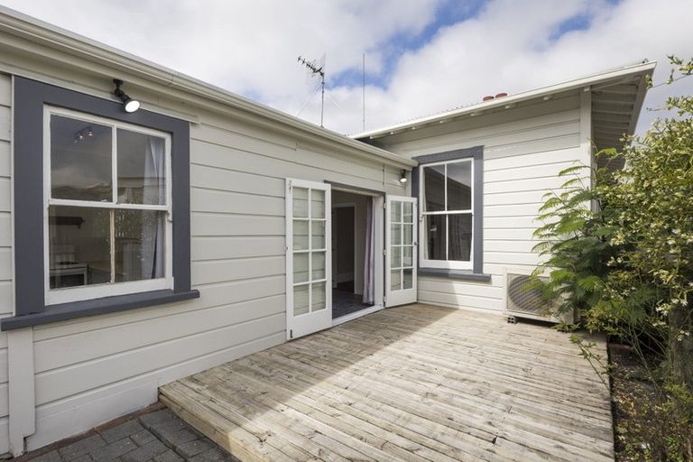Photo of property in 53 Lombard Street, Palmerston North, 4410