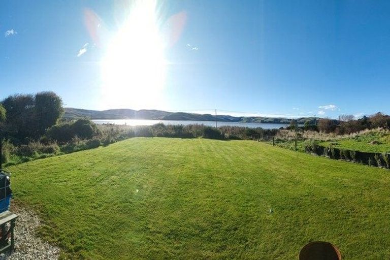 Photo of property in 11 Carrickfergus Street, Waikawa, Tokanui, 9884