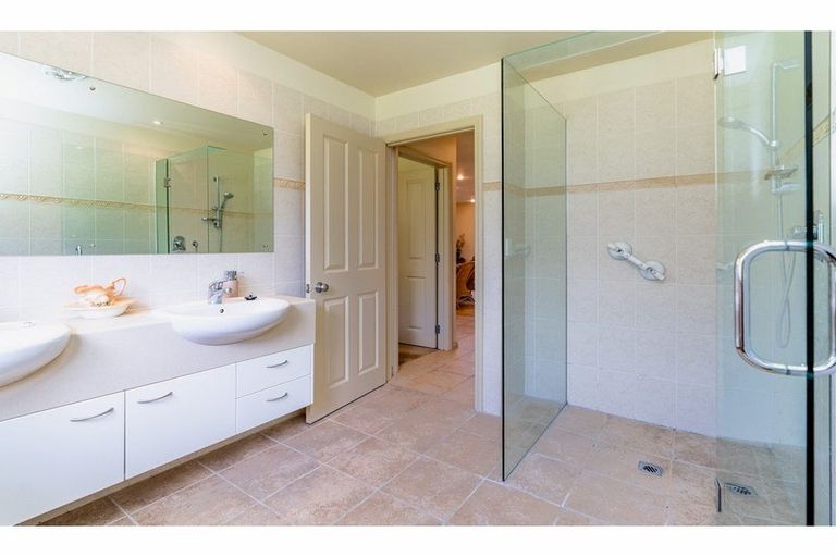 Photo of property in 32 Blue Marlin Drive, Kerikeri, 0230