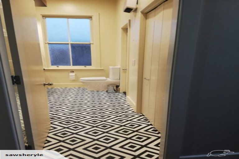 Photo of property in 102 Wallace Street, Mount Cook, Wellington, 6021