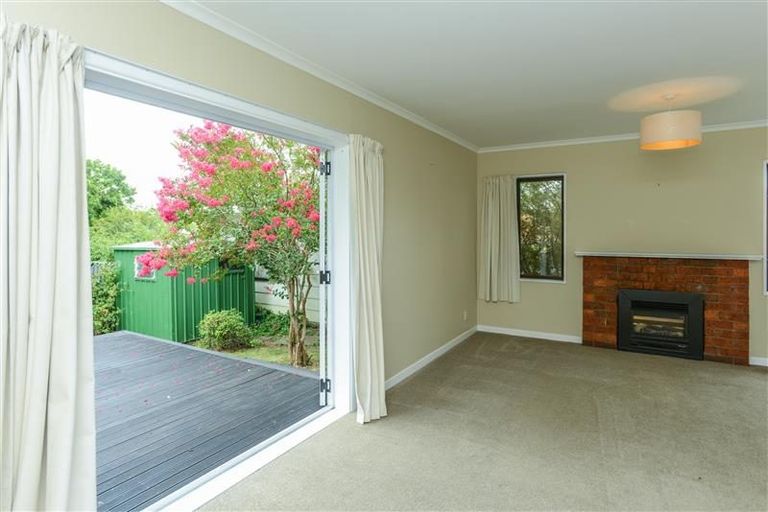 Photo of property in 1/18 Chambers Street, Havelock North, 4130