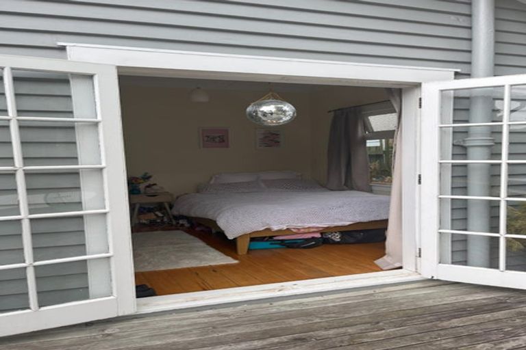 Photo of property in 332 Adelaide Road, Newtown, Wellington, 6021