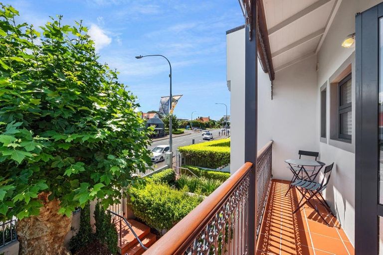 Photo of property in 9/177 Hurstmere Road, Takapuna, Auckland, 0622