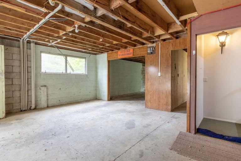 Photo of property in 25 Ranfurly Street, Dannevirke, 4930