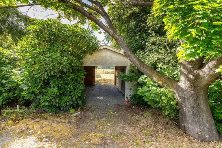 Photo of property in 2168 Milton Highway, Milton, 9291