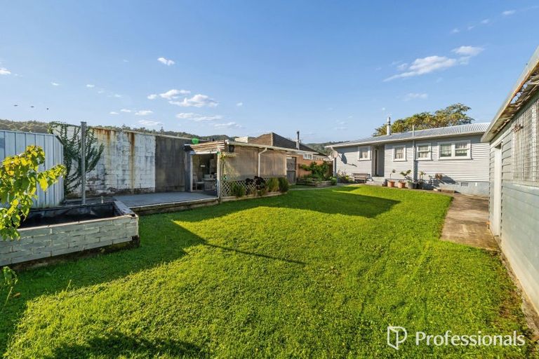 Photo of property in 8 Chittick Street, Stokes Valley, Lower Hutt, 5019