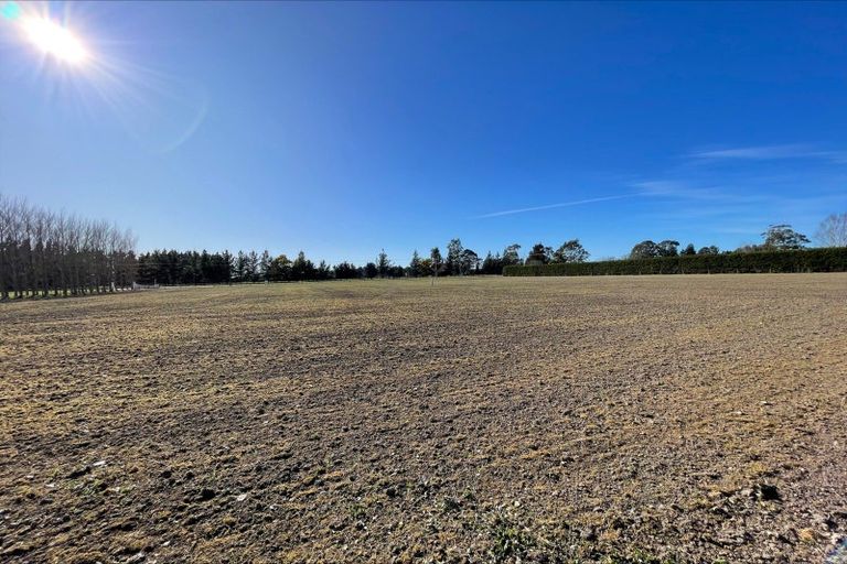 Photo of property in 693 Pleasant Point Highway, Levels, Timaru, 7975