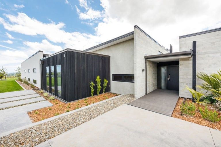 Photo of property in 50 Branksome Place, Aokautere, Palmerston North, 4471