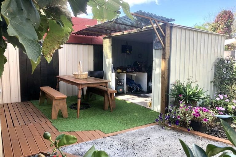 Photo of property in 13a Ross Street, Otane, 4202