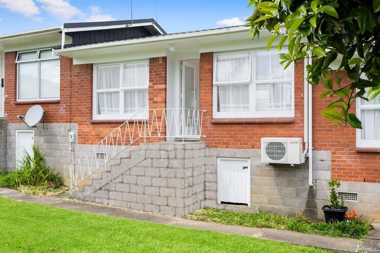 Photo of property in 7/12 Raines Avenue, Forrest Hill, Auckland, 0620