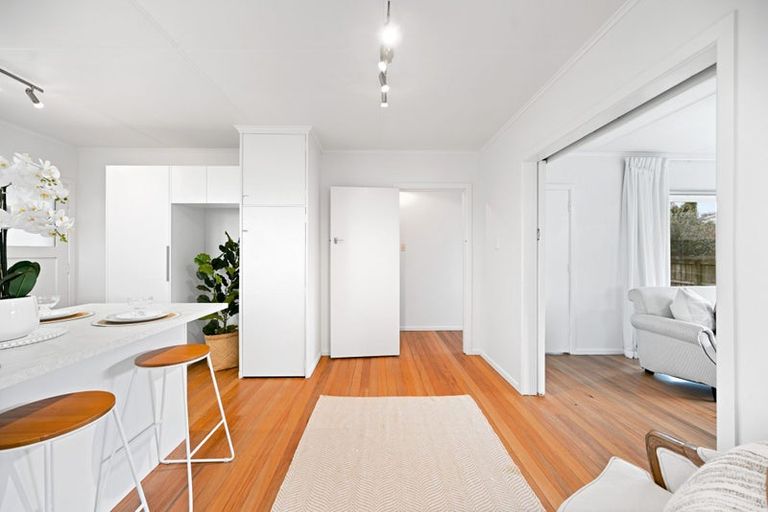 Photo of property in 64 Aurora Terrace, Hillcrest, Hamilton, 3216