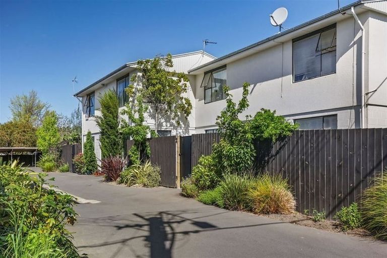 Photo of property in 12/544 Barbadoes Street, Edgeware, Christchurch, 8013