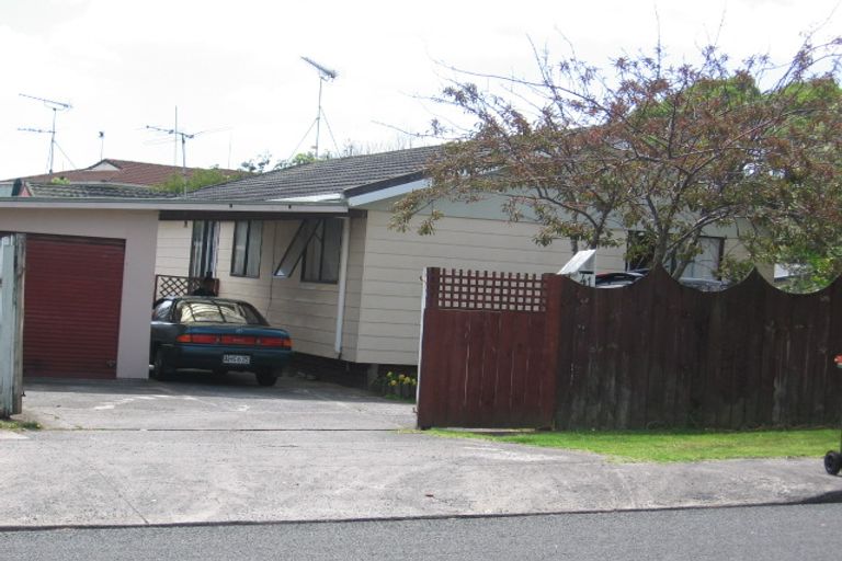 Photo of property in 41 Albrecht Avenue, Mount Roskill, Auckland, 1041