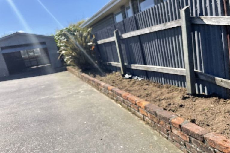 Photo of property in 92 Mavora Crescent, Heidelberg, Invercargill, 9812
