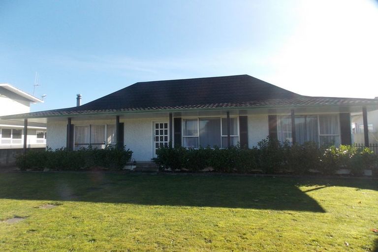 Photo of property in 9 Paradise Place, Milson, Palmerston North, 4414