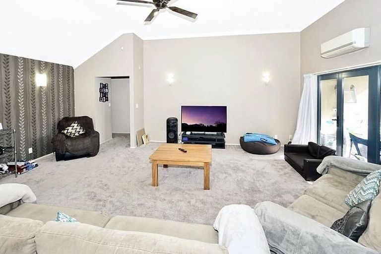 Photo of property in 17 Kopu Drive, Pyes Pa, Tauranga, 3112