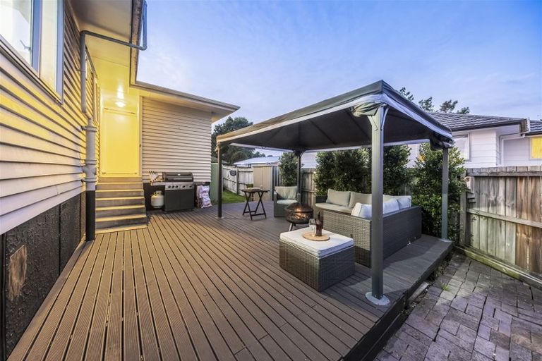 Photo of property in 14 Greenhaven Avenue, Opaheke, Papakura, 2113