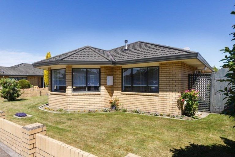 Photo of property in 712 Pioneer Highway, Takaro, Palmerston North, 4412