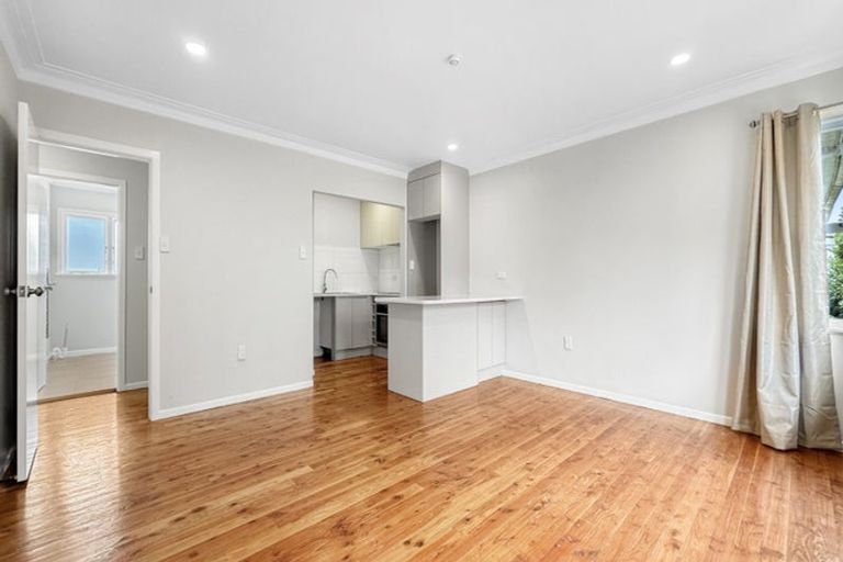 Photo of property in 3/654 Manukau Road, Epsom, Auckland, 1023