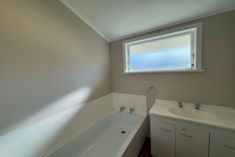 Photo of property in 220 Sandwich Road, St Andrews, Hamilton, 3200