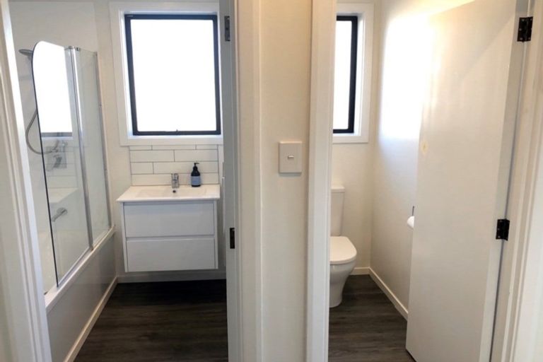 Photo of property in 32 Garvins Road, Hornby, Christchurch, 8042