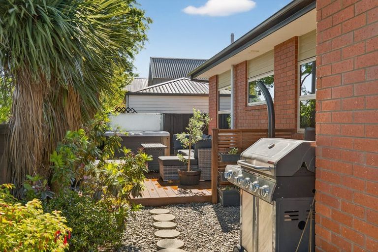 Photo of property in 20 Lindores Street, Addington, Christchurch, 8024